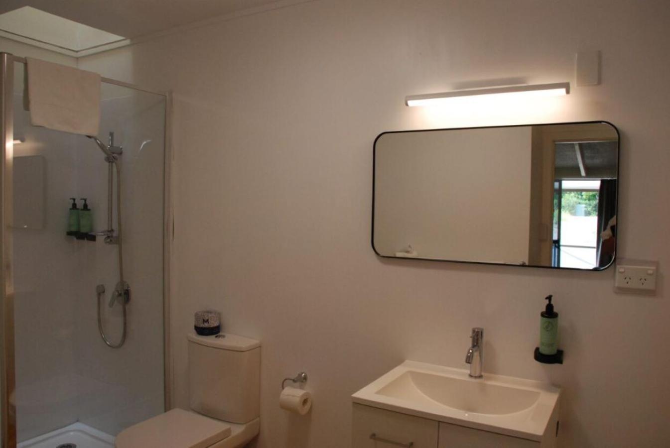Vr Auckland Airport Hotell Exteriör bild