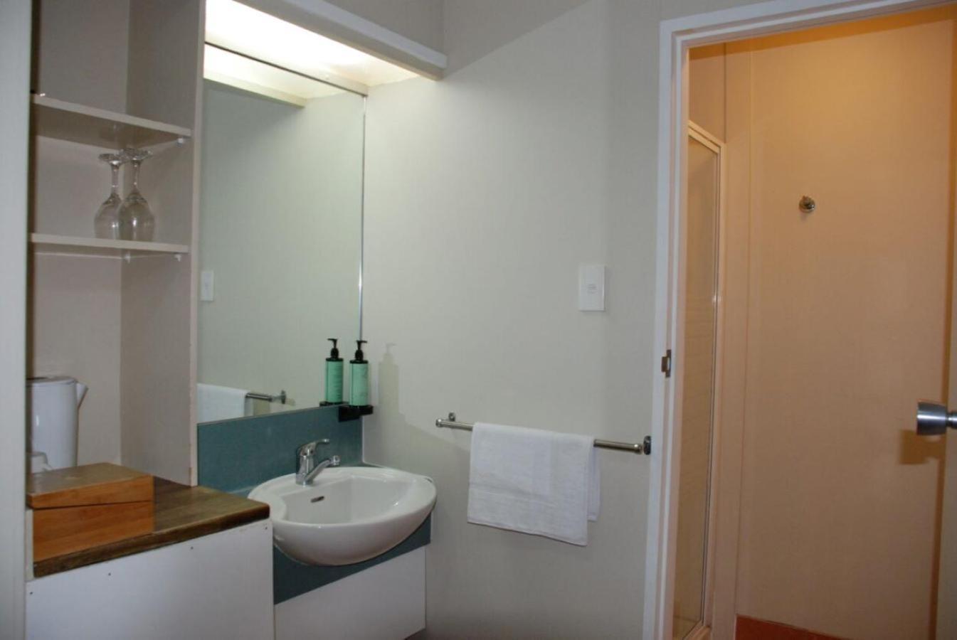 Vr Auckland Airport Hotell Exteriör bild